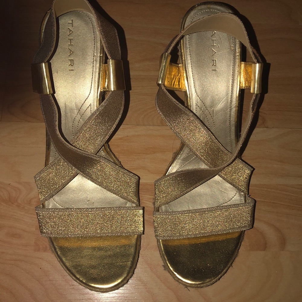 tahari gold wedge sandals